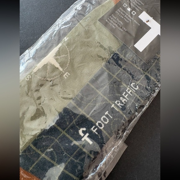 Foot Traffic Men's Casual Socks - Green - Picture 6 of 6